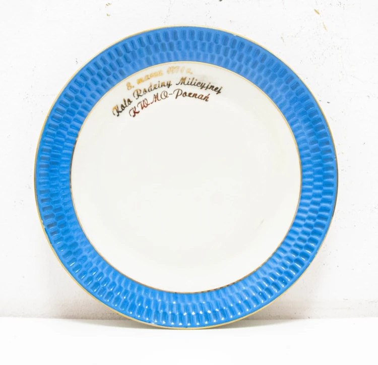 STARY PORCELANOWY TALERZ CHODZIEŻ, KOŁO RODZINY MILICYJNEJ, POZNAŃ 1971