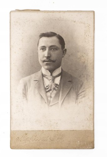 STARA FOTOGRAFIA - MĘŻCZYZNA, ATELIER ARBUS, SOSNOWICE / BĘDZIN 1902