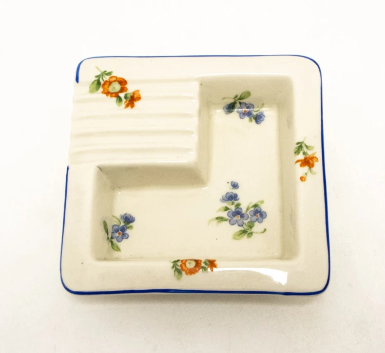 STARA PORCELANOWA POPIELNICZKA CHODZIEŻ