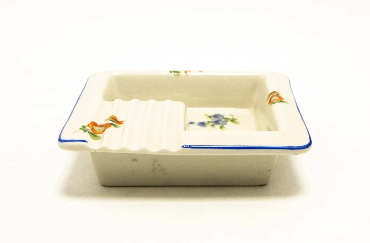 STARA PORCELANOWA POPIELNICZKA CHODZIEŻ