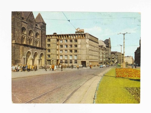 POZNAŃ - ULICA CZERWONEJ ARMII, GMACH GAZETA POZNAŃSKA 1970