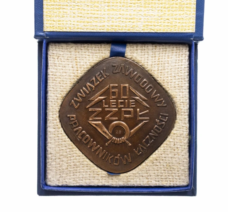 MEDAL 60 LAT ZWIĄZKU ZAWODOWEGO PRACOWNIKÓW ŁĄCZNOŚCI 1979