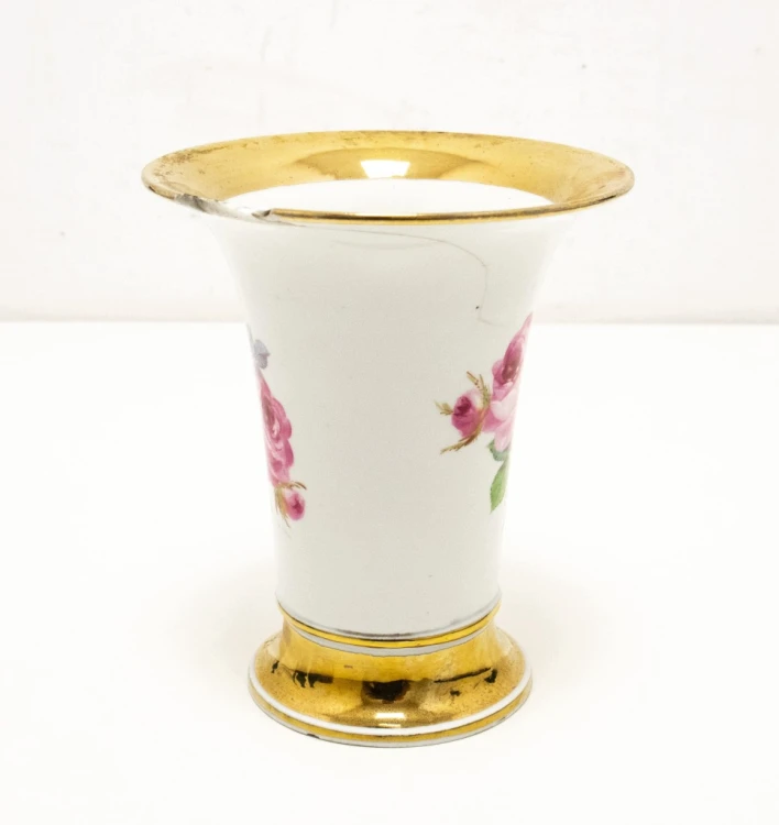 STARY PORCELANOWY WAZON, RÓŻA MIŚNIA