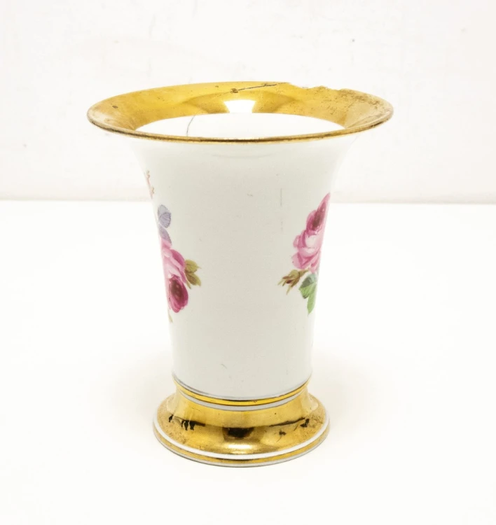 STARY PORCELANOWY WAZON, RÓŻA MIŚNIA