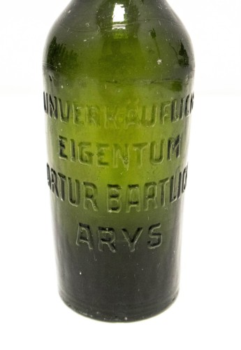 STARA BUTELKA EIGENTUM ARTUR BARTLICK, ORZYSZ