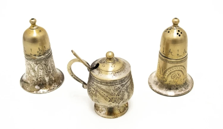 STARY METALOWY PRZYPRAWNIK: CUKIERNICZKA, SOLNICZKA I PIEPRZNICZKA