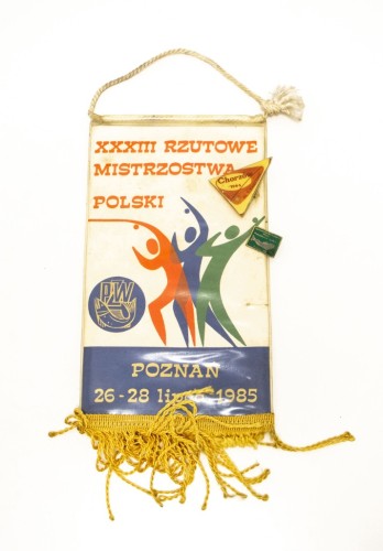 STARY PROPORCZYK Z ODZNAKAMI, PZW RZUTOWE MISTRZOSTWA POLSKI, POZNAŃ 1985