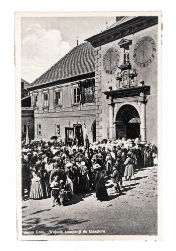 CZĘSTOCHOWA - PIELGRZYMKA, WEJŚCIE DO KLASZTORU, JASNA GÓRA II RP