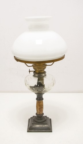 STARA LAMPA NAFTOWA