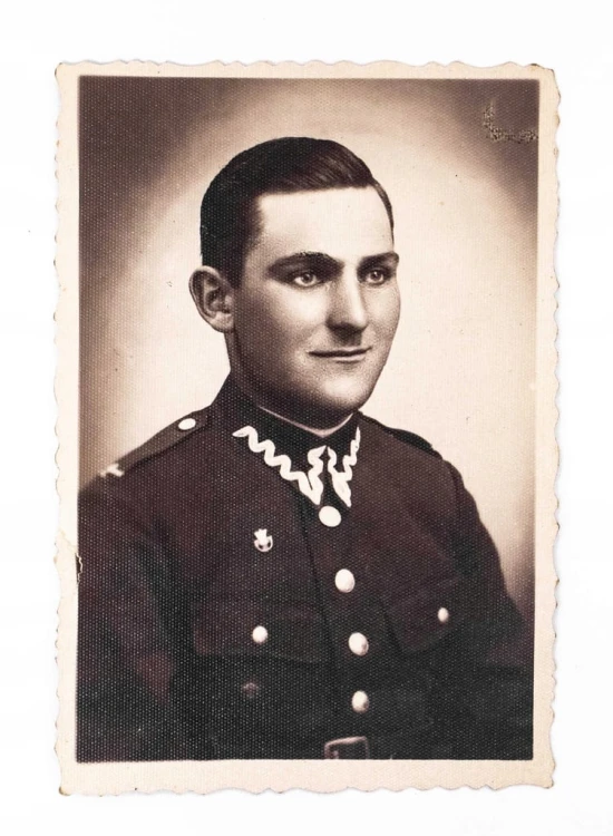 STARA FOTOGRAFIA - ŻOŁNIERZ W MUNDURZE, TWIERDZA MODLIN 1936