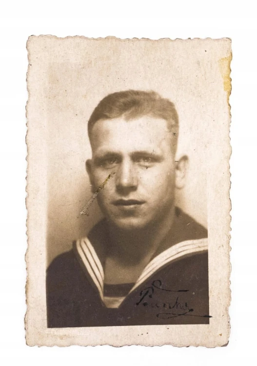 STARA FOTOGRAFIA - MARYNARZ, GDYNIA 1933
