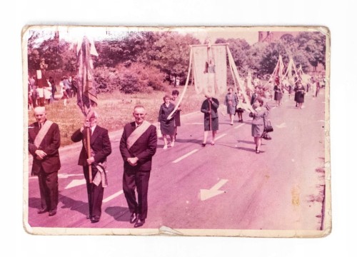 STARA FOTOGRAFIA - PROCESJA BOŻEGO CIAŁA, INOWROCŁAW 1973