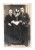 STARA FOTOGRAFIA - MĘŻCZYŹNI W GARNITURACH Z PAPIEROSEM 1914