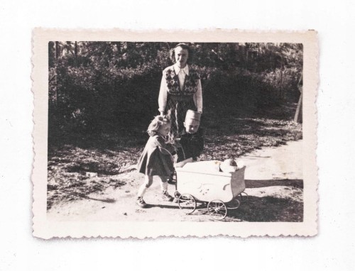 STARA FOTOGRAFIA - MAMA Z DZIEĆMI II RP