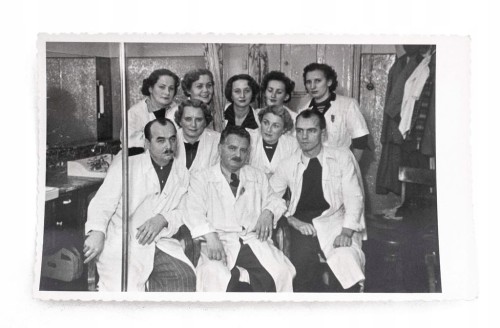 STARA FOTOGRAFIA - PERSONEL MEDYCZNY, SZPITAL 1954