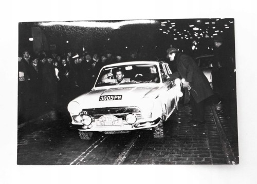STARA FOTOGRAFIA - RAJD SAMOCHODOWY MONTE CARLO 1969, WARSZAWA