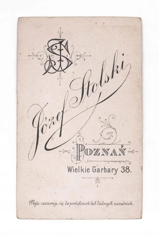 STARA FOTOGRAFIA - MĘŻCZYZNA W GARNITURZE, ATELIER POZNAŃ
