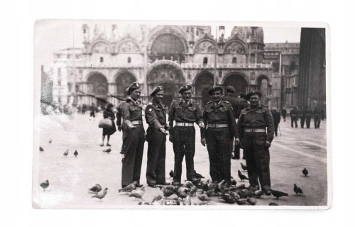 FOTOGRAFIA, POLSCY ŻOŁNIERZE, 5 KRESOWA DYWIZJA PIECHOTY, WENECJA 1946