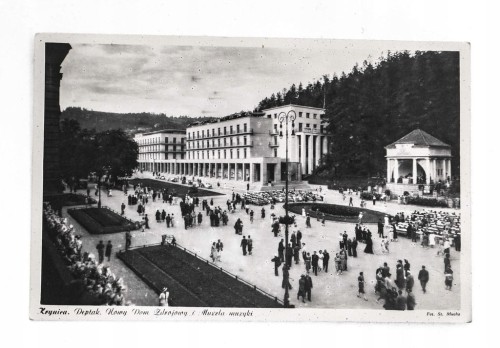 KRYNICA - DEPTAK, STARY I NOWY DOM ZDROJOWY, MUSZLA MUZYKI l. 50