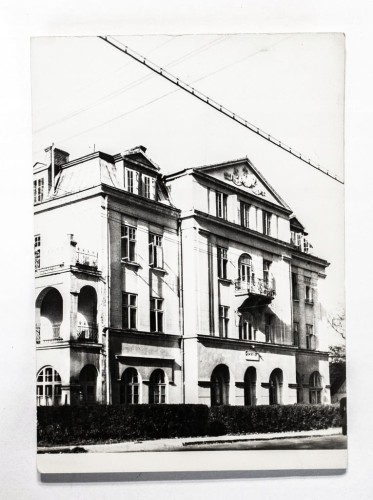 IWONICZ ZDRÓJ - D. W. TRZY LILIE l. 60