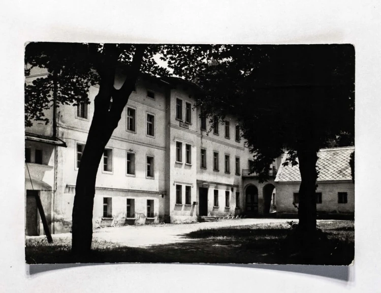 MIĘDZYGÓRZE - DOM WYPOCZYNKOWY FWP SŁOWIK 1968