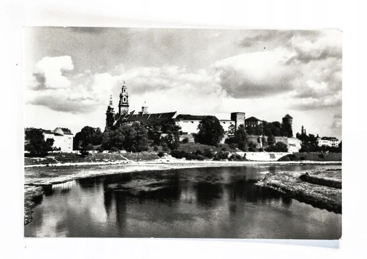 KRAKÓW - ZAMEK KRÓLEWSKI NA WAWELU l. 60